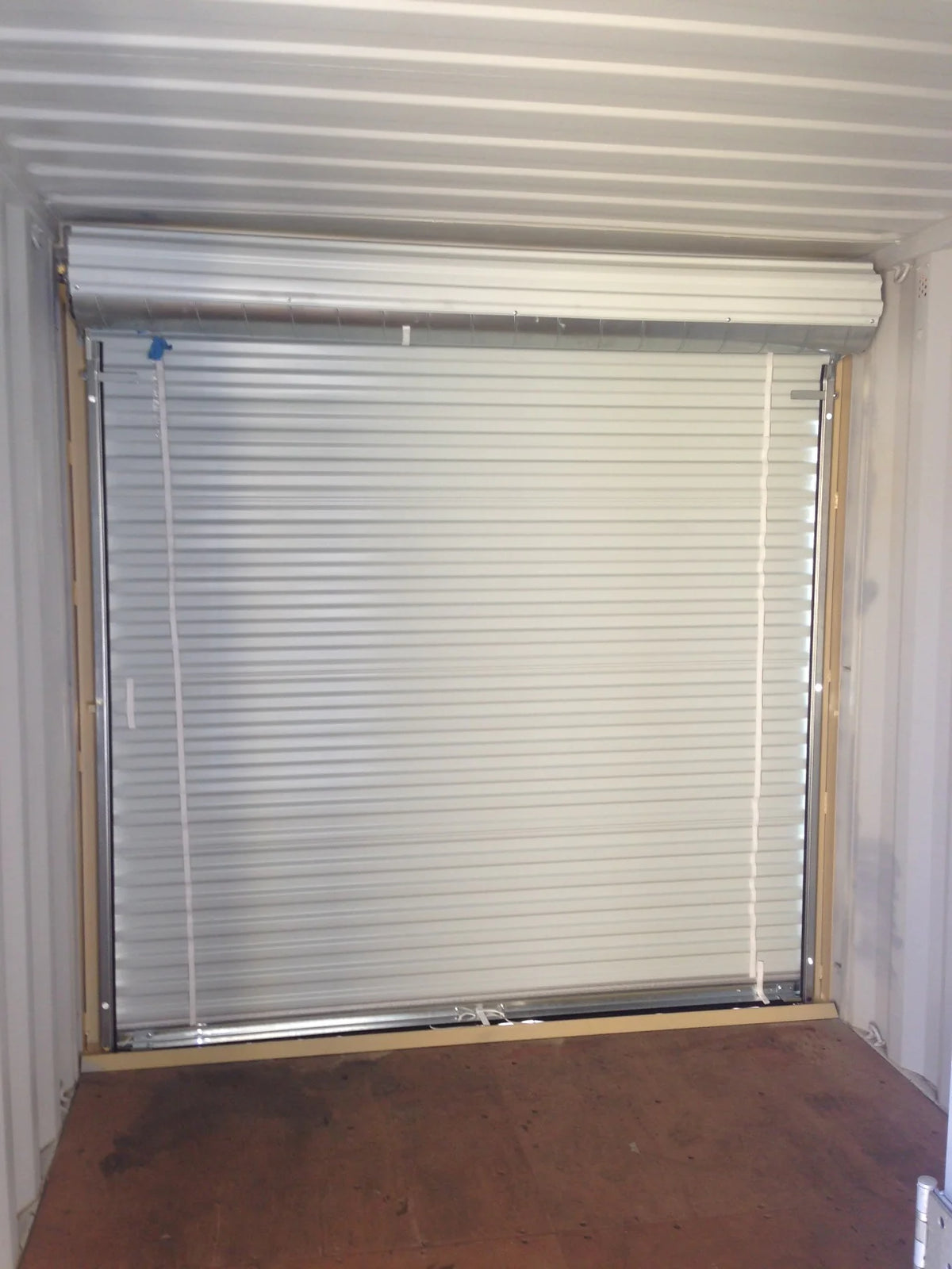 16Ft Storage Container With Roll-Up Door