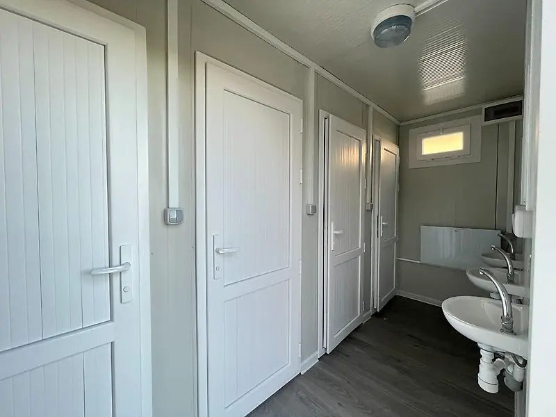 Sanitary container, 6 units (shower + sink) | Shower container 240 x 600, new