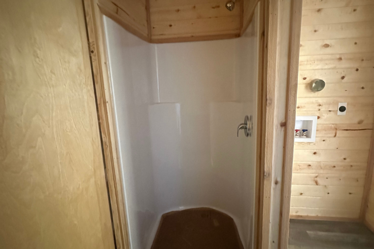 53ft Retreat Cabin Shipping Container (53HCRCBN)