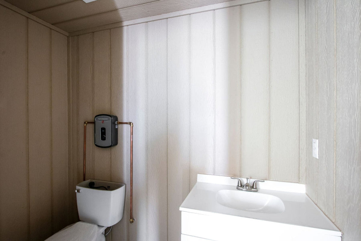 20ft Mobile Office Shipping Container with Bathroom (20STMOB)